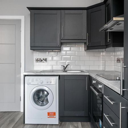 Central Belfast Modern Apartment Great Location Free Parking Exterior photo