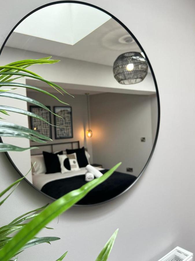 Central Belfast Modern Apartment Great Location Free Parking Exterior photo