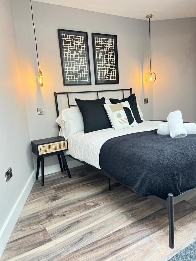 Central Belfast Modern Apartment Great Location Free Parking Exterior photo