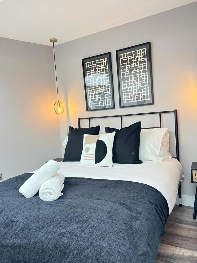 Central Belfast Modern Apartment Great Location Free Parking Exterior photo